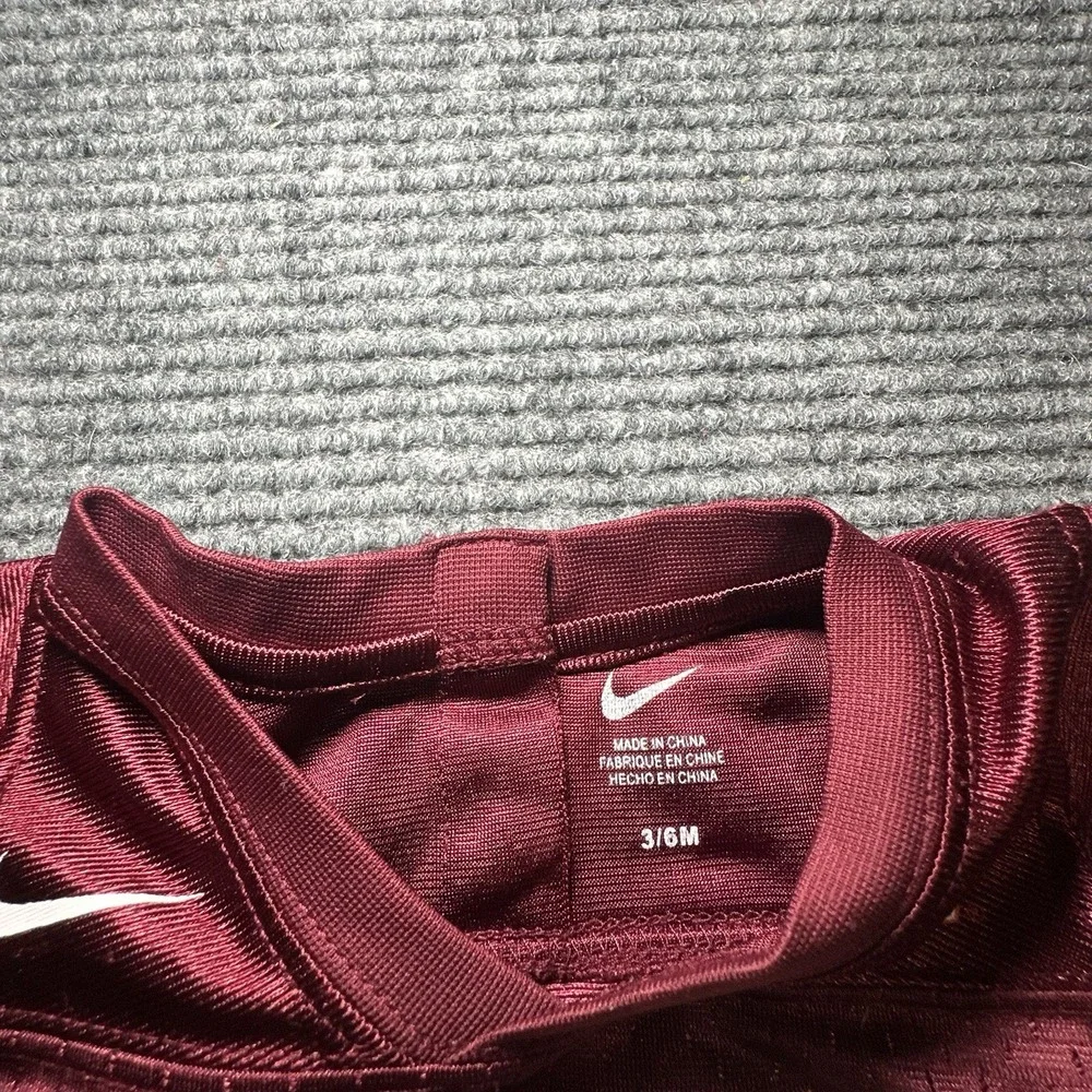 NIKE VIRGINIA TECH HOKIES FOOTBALL Romper 3/6 Months Collegiate‎